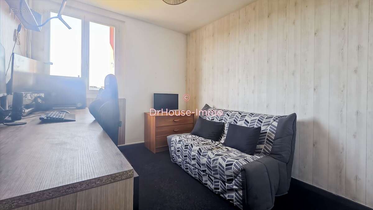 Appartement à NOZAY