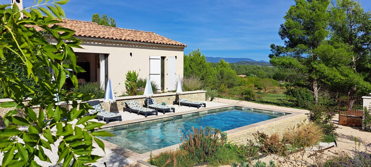 Maison à SAINT-PANTALEON