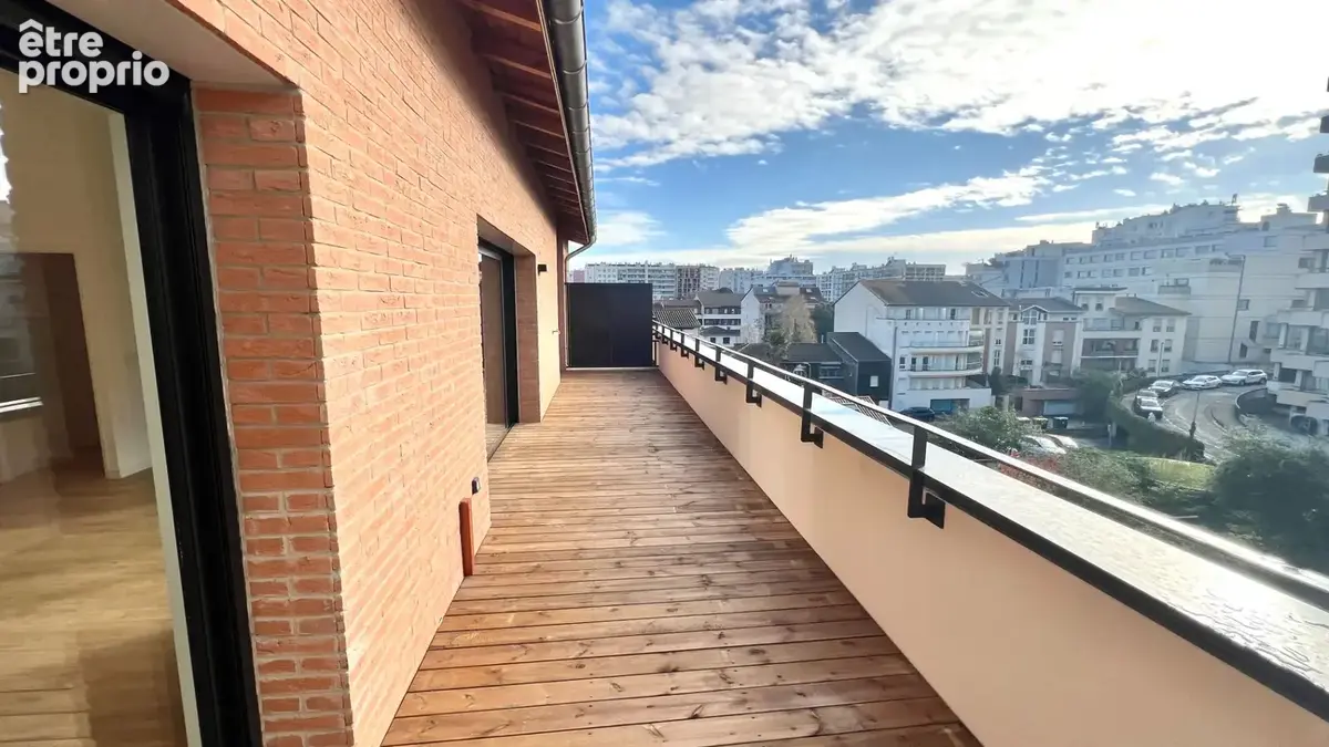 Appartement T4 - 96m2 - Quartier Saint Michel - photo 4