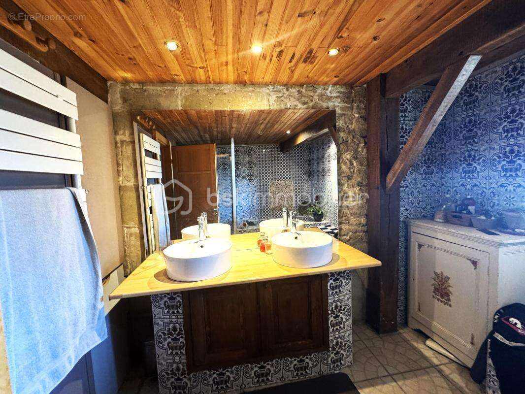 Ferme en pierre d'exception, authenticité et élégance réunies - photo 5