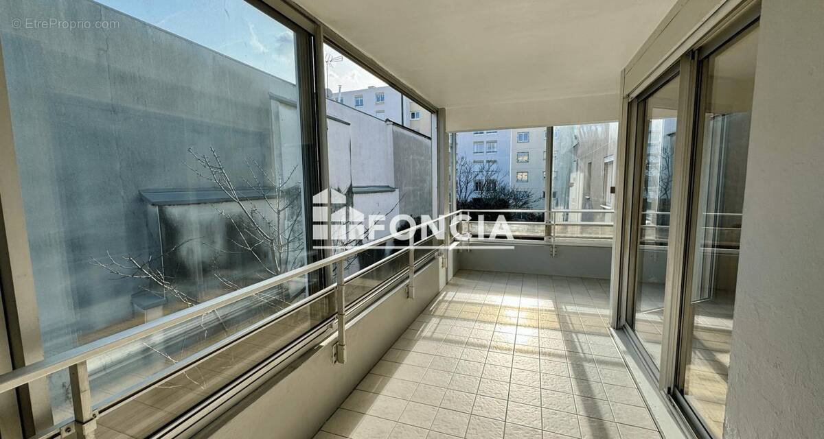 Appartement à LYON-3E