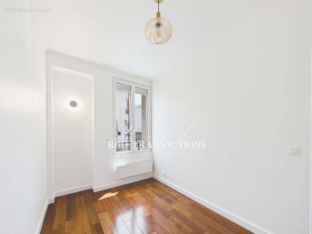 Appartement à SURESNES