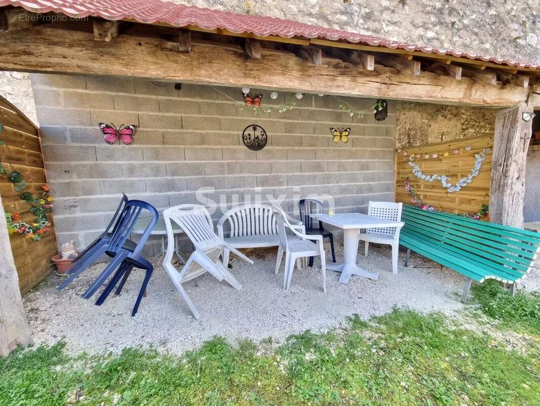 Maison à POUSSEAUX