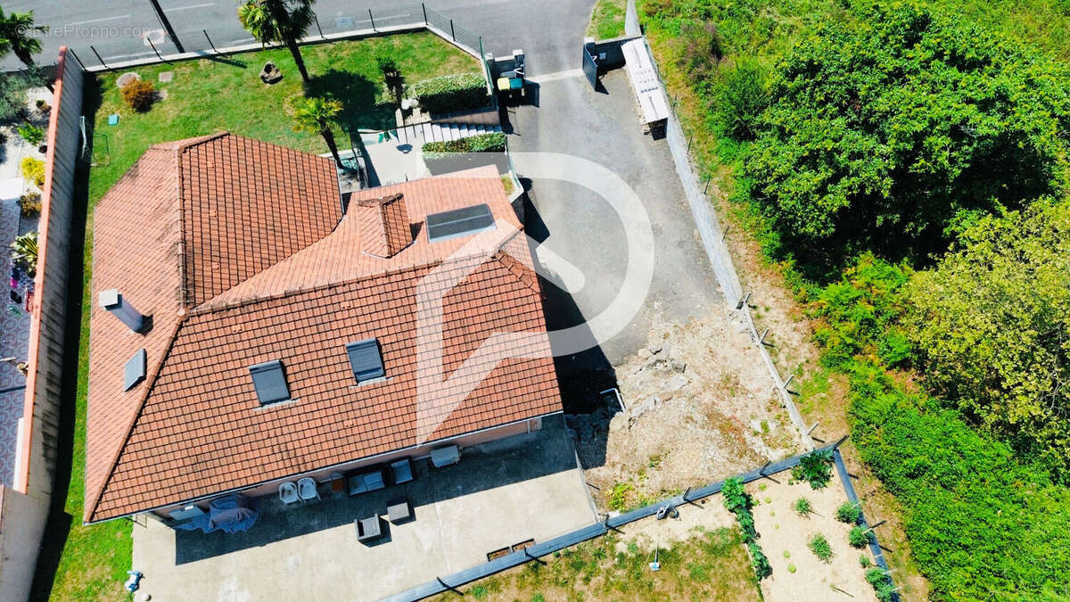 Maison Artix 7 pièces 140 m² - photo 15