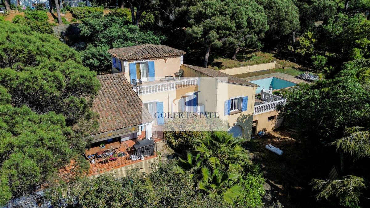 Maison à LA CROIX-VALMER