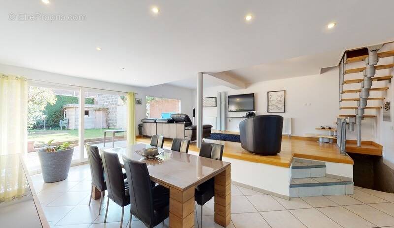 Maison à LYS-LEZ-LANNOY