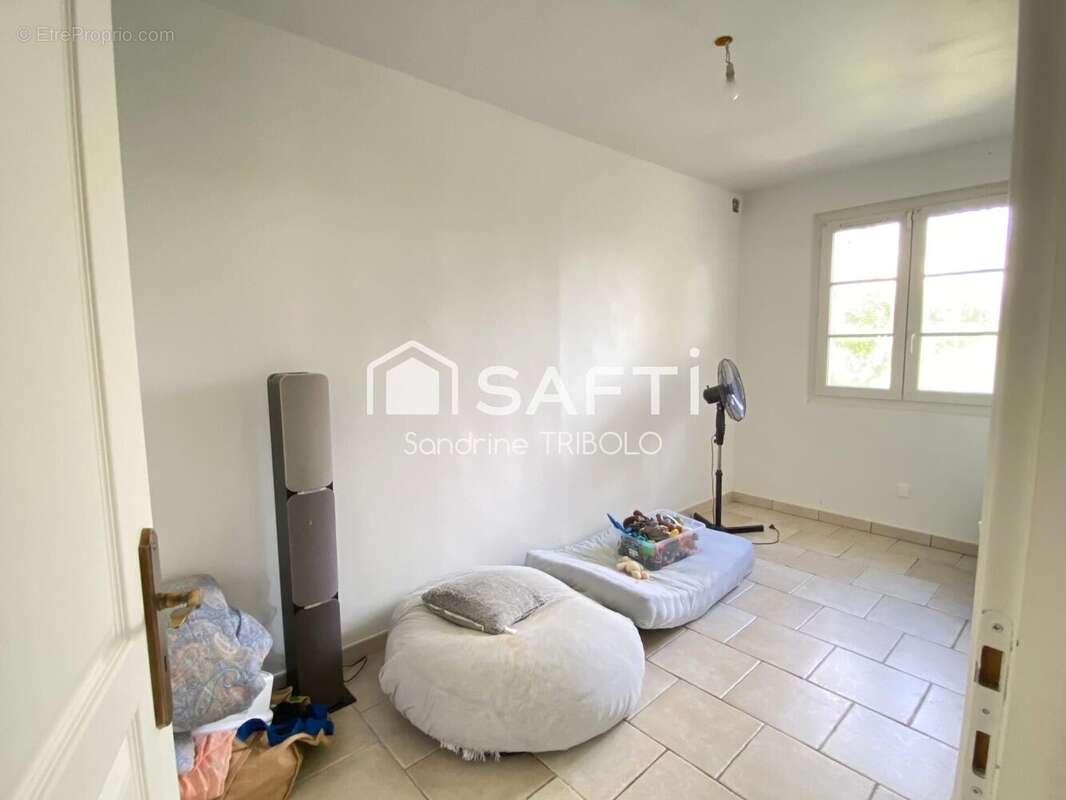 Photo 8 - Appartement à PEYROLLES-EN-PROVENCE
