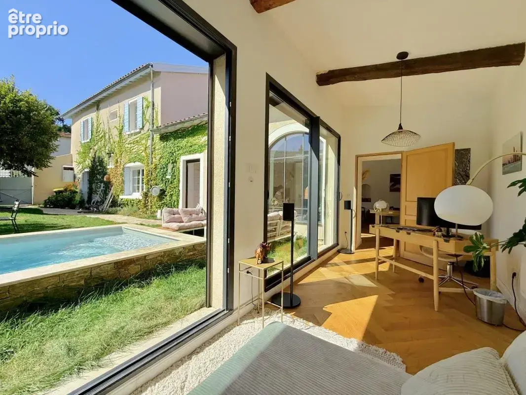 Élégante demeure historique rénovée, jardin & piscine - photo 7