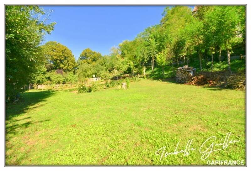 Maison à CHATEAUMEILLANT