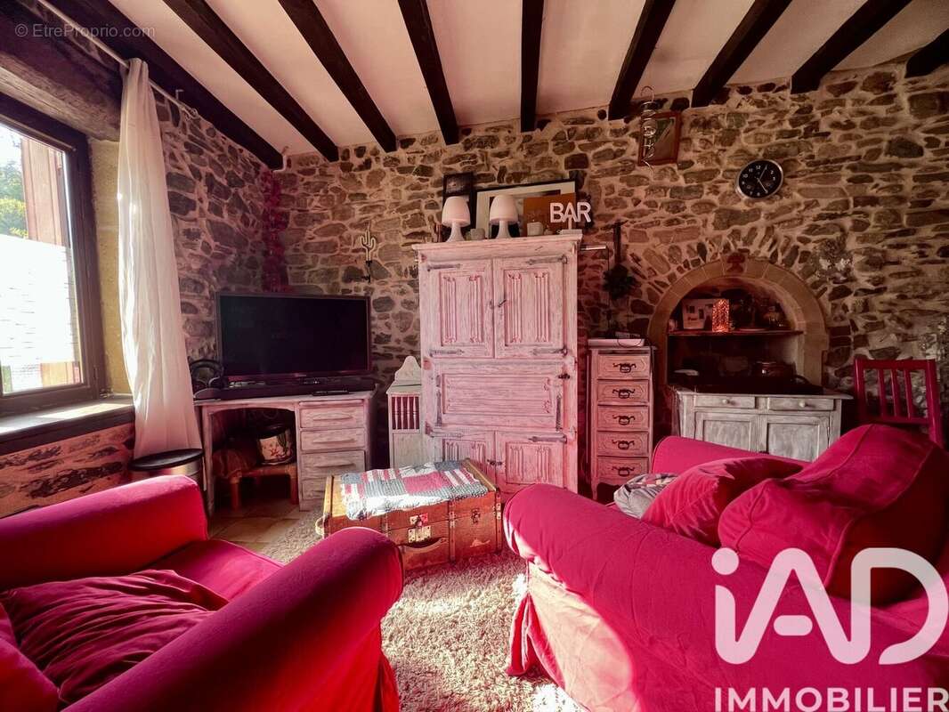 Photo 4 - Maison à COURZIEU