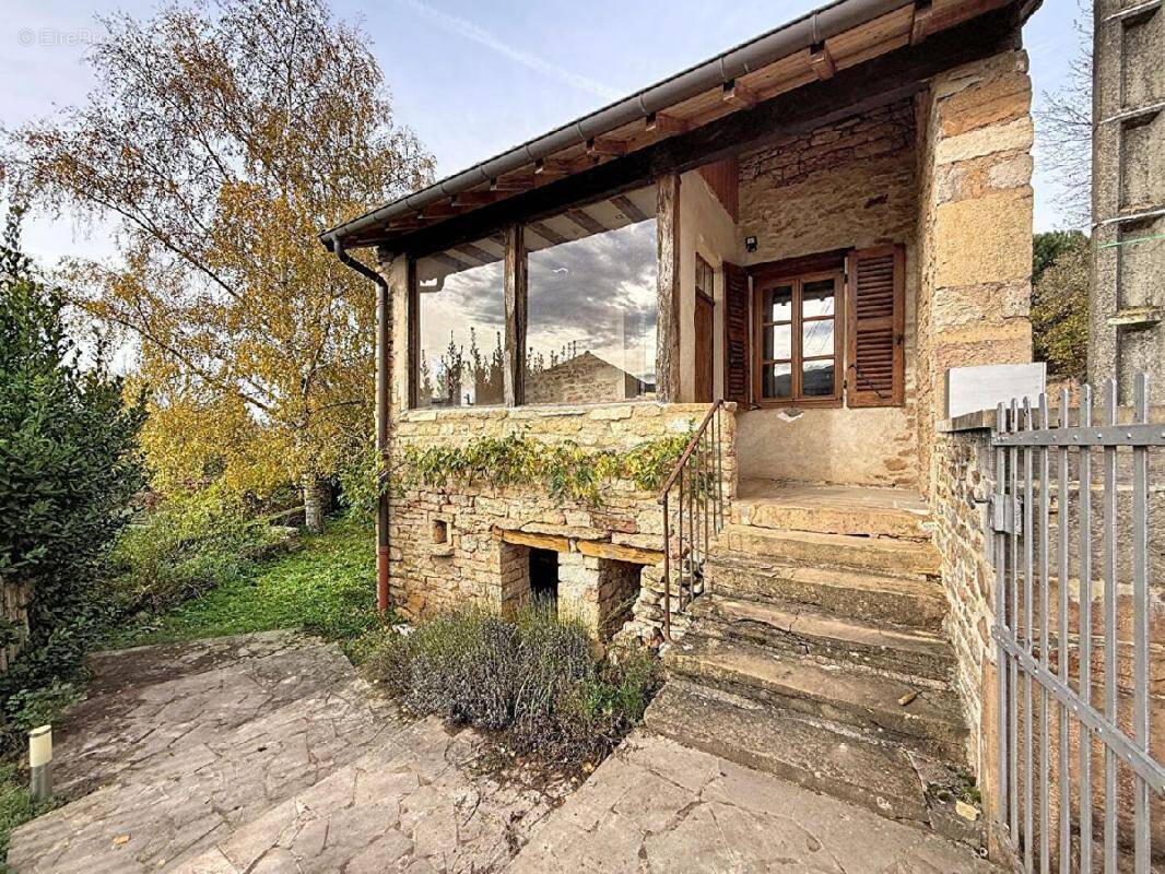 Maison à CORTAMBERT