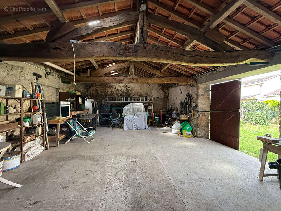 Maison à FROSSAY