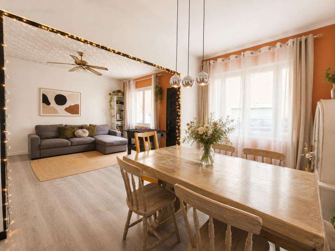 Maison à VIAS