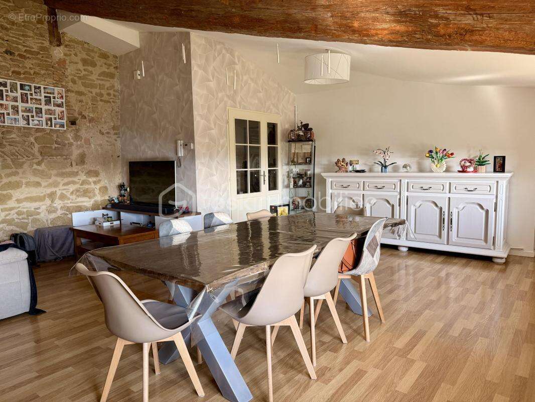Appartement de charme au cœur du Château du Mouchet – Chavannes (26260) - photo 5