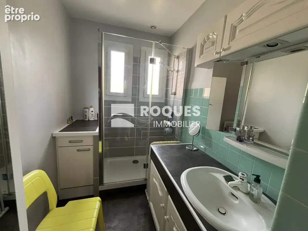 A Vendre, maison composée de trois appartements avec terrain, Lamalou les bains - photo 16