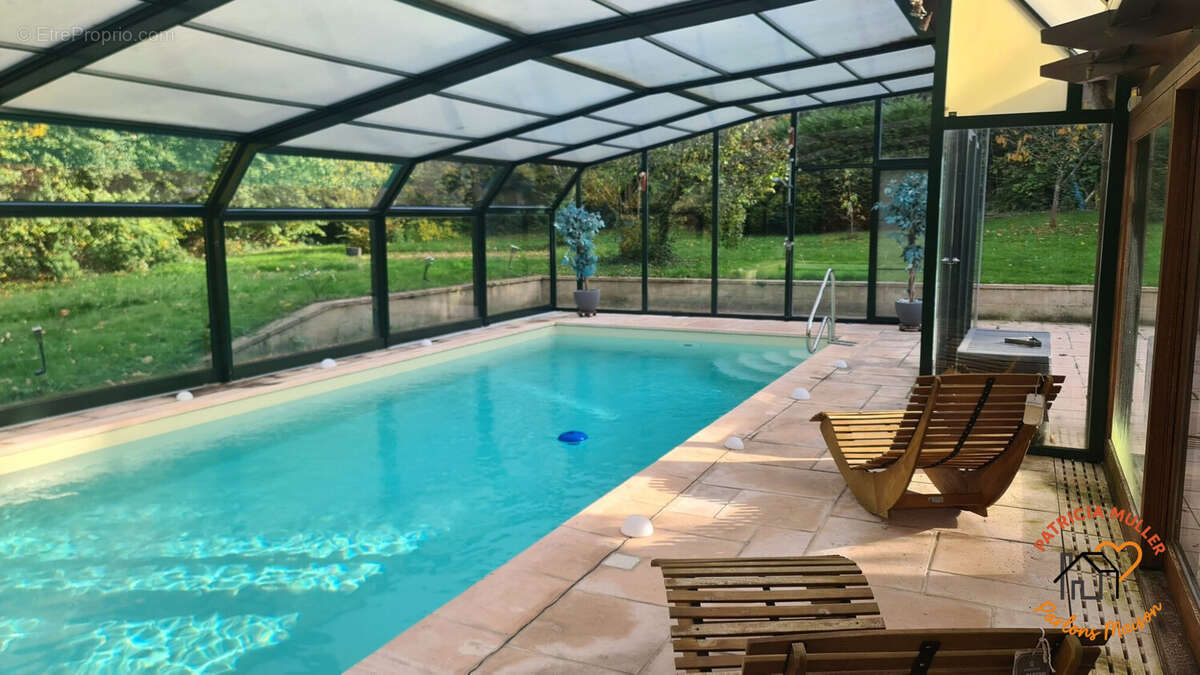 Maison à NOUZONVILLE