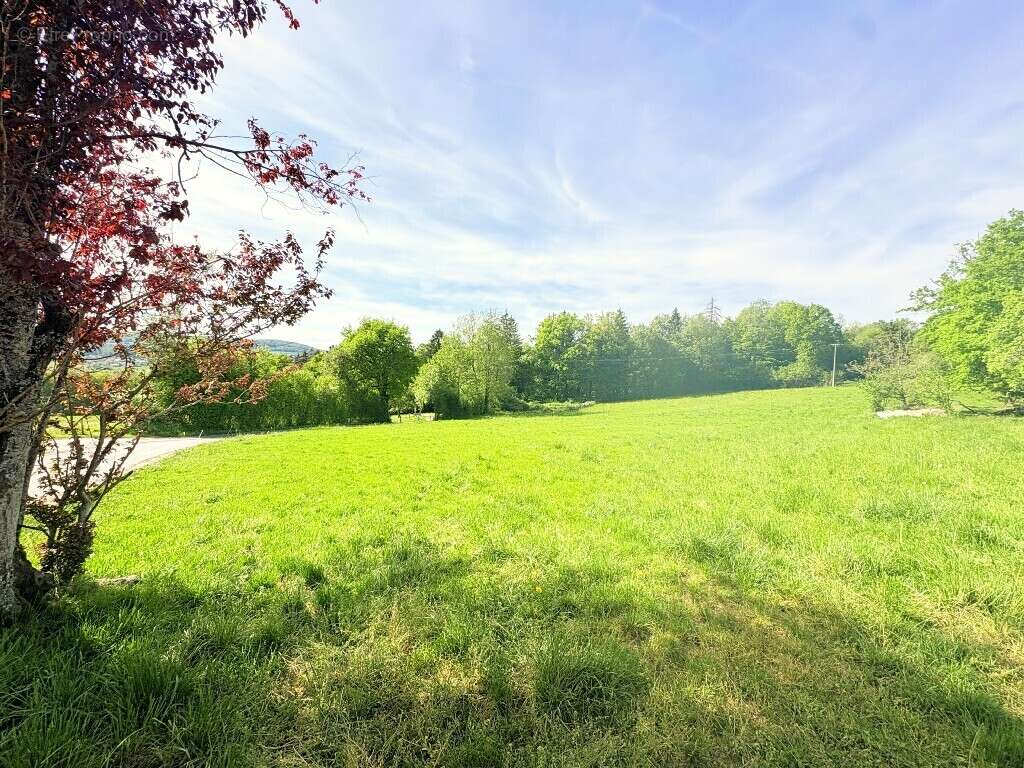 Appartement à SAINT-MARTIN-BELLEVUE