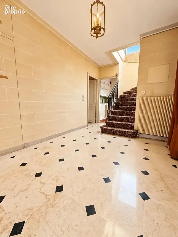 Appartement Neuilly Sur Seine 6 pièce(s) 152.91 m2 - photo 1