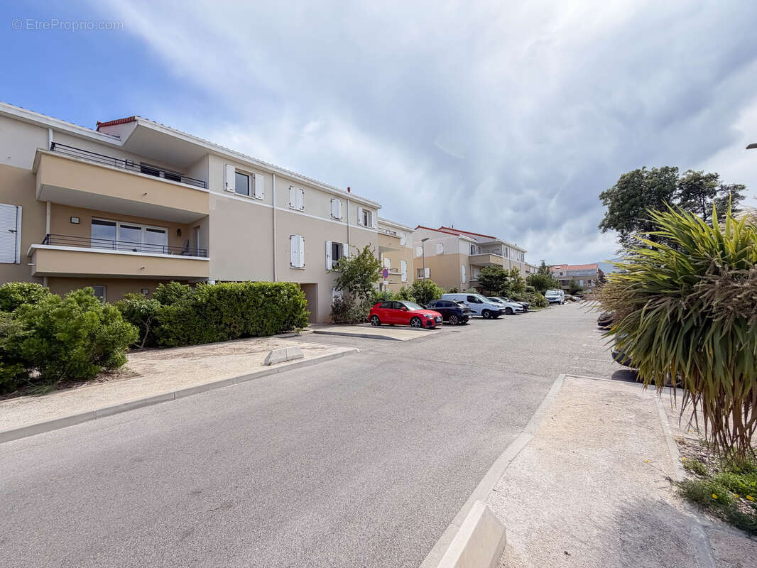 Appartement à PORT-DE-BOUC