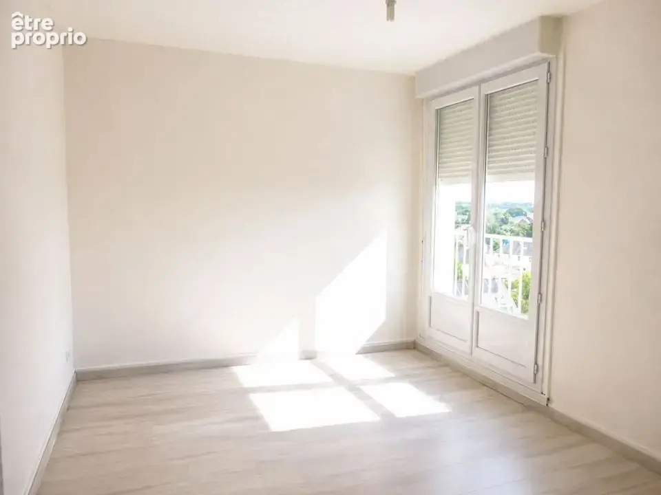 Appartement 101 m² à Lanester  - photo 8