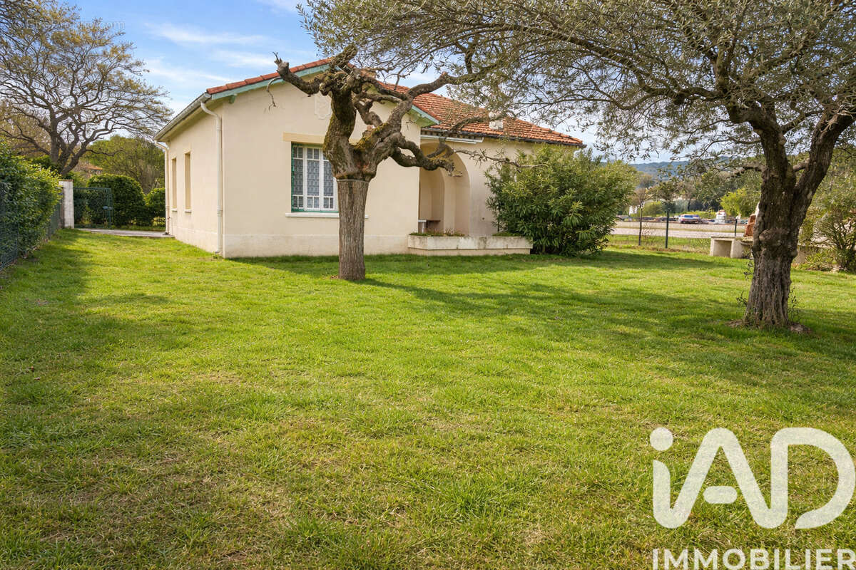 Photo 3 - Maison à VALREAS