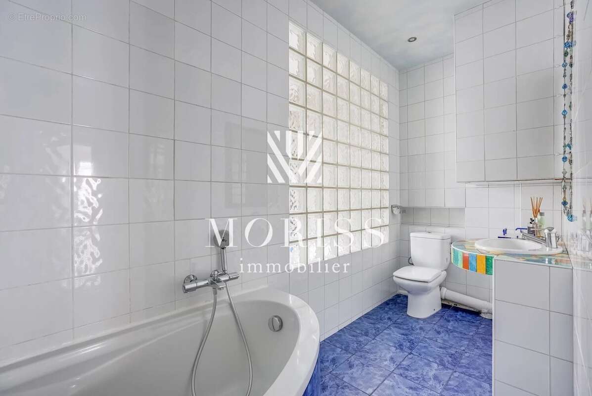 Appartement à PARIS-9E