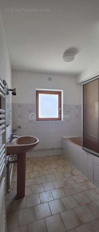 Appartement à COULOMMIERS