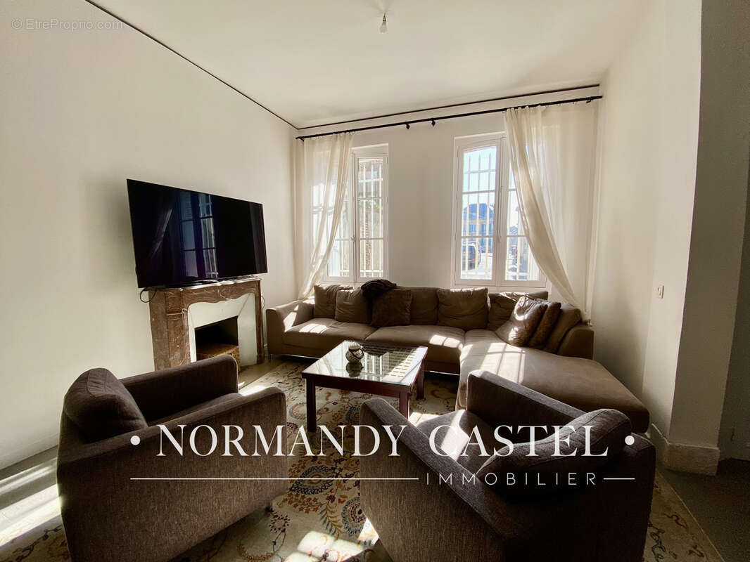 Maison à TROUVILLE-SUR-MER