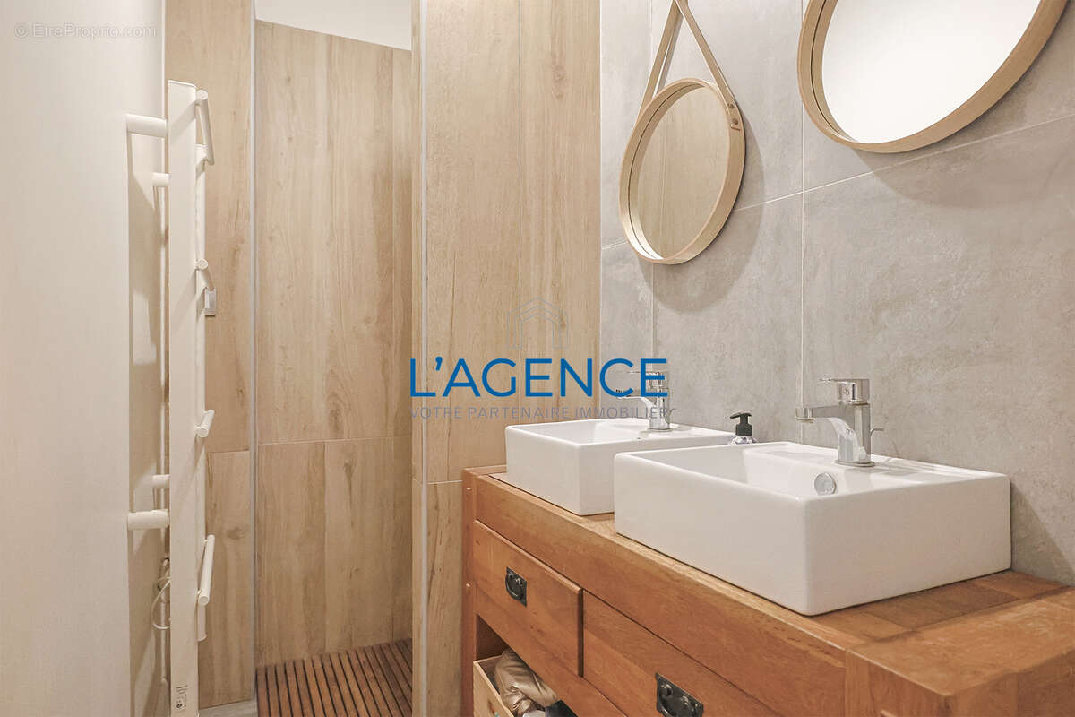 Appartement à HYERES