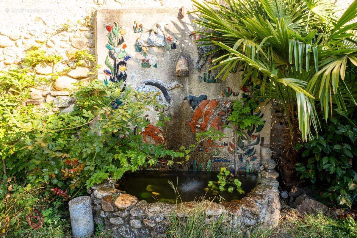 Maison à LABRUGUIERE