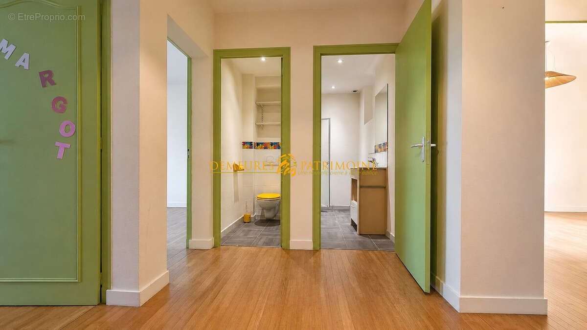 Maison 213 m² à Angouleme  - photo 7