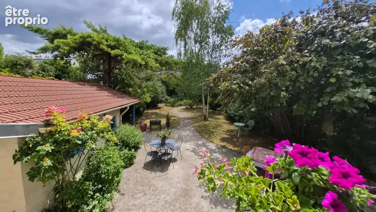 Viry Centre, T6, 116 m², sous sol, terrain 625 m², dépendance - photo 29