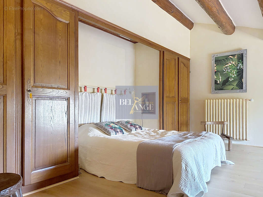 Le charme de la pierre allié à un revenu locatif ! - photo 14