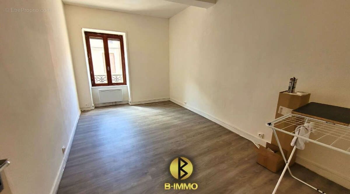 Maison à LE PEAGE-DE-ROUSSILLON