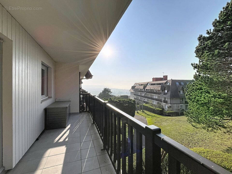 Appartement à BLONVILLE-SUR-MER