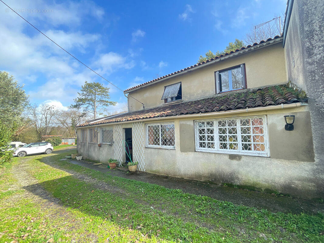 Maison à PENNE-D'AGENAIS