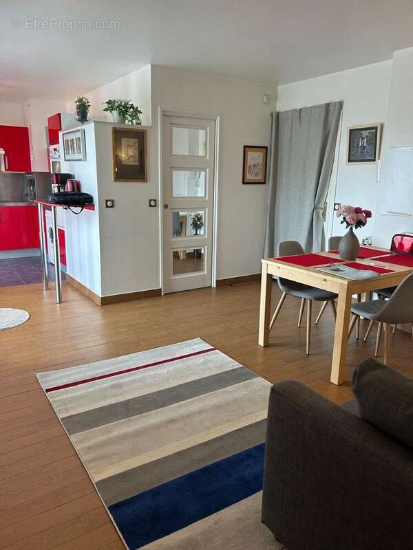 Appartement à PARIS-19E