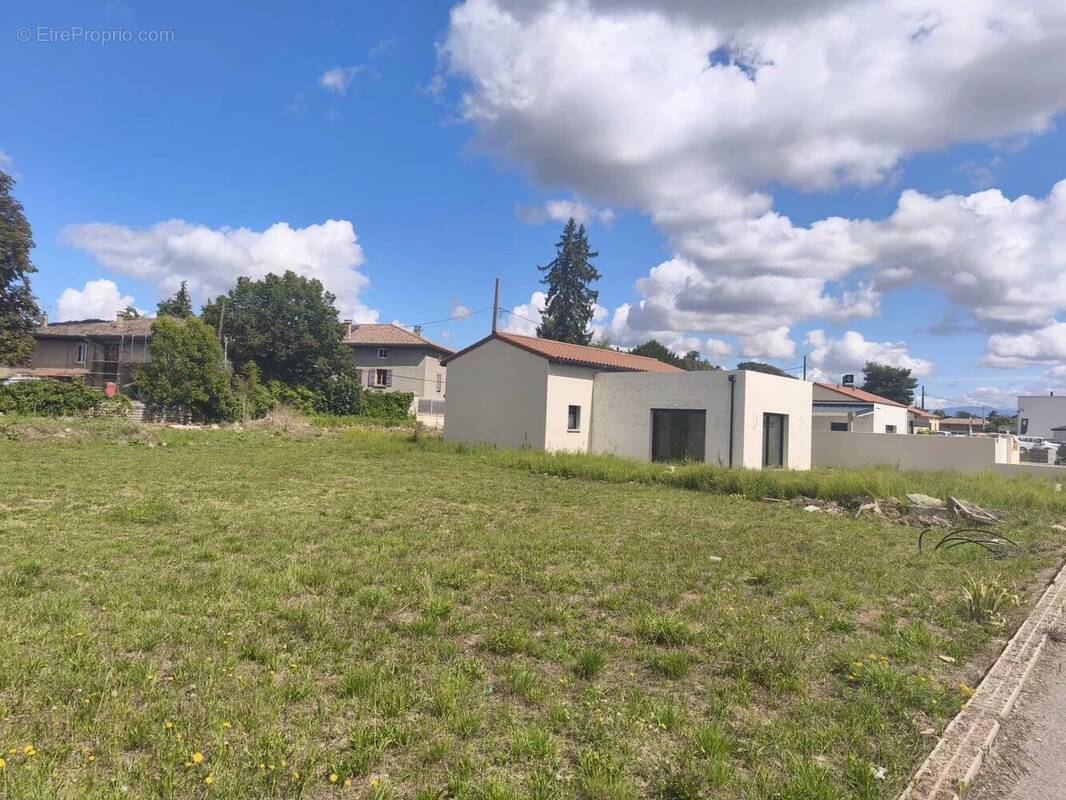 Maison à SAINT-LATTIER