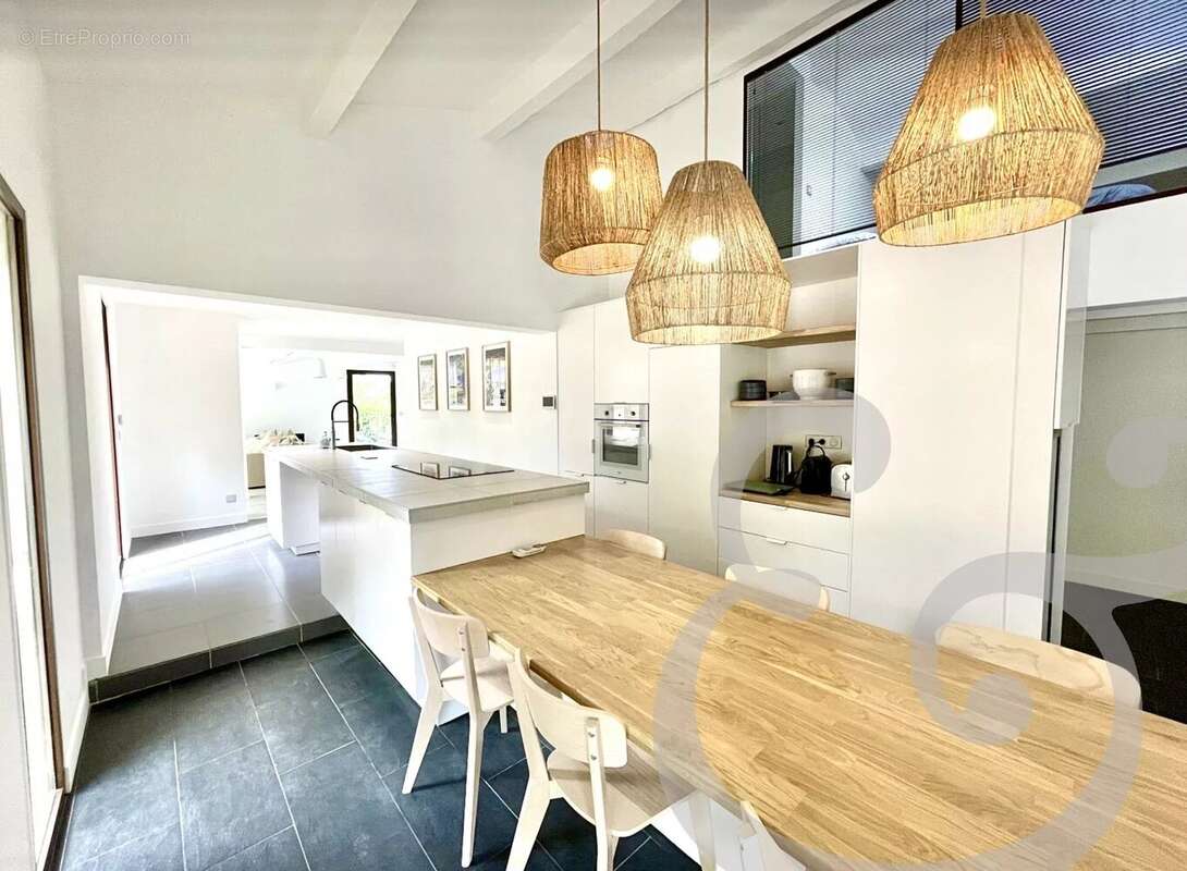 Maison à EYGALIERES