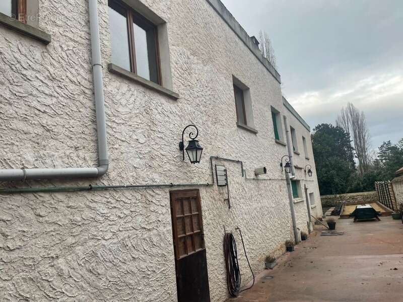 Appartement à BOURAY-SUR-JUINE