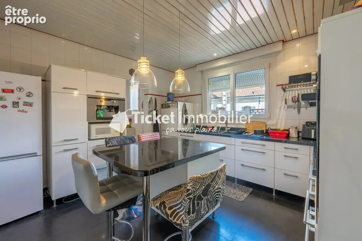 TOULOUSE – BONNEFOY : maison de caractère de 138m², 5 chambres, terrasse et double garage - photo 7