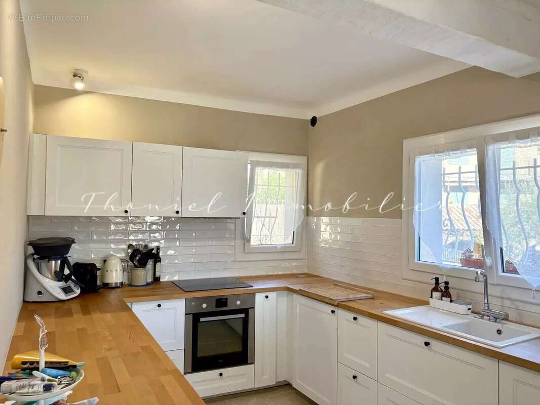 Appartement à GRIMAUD