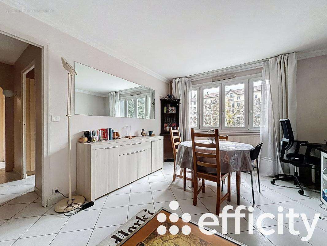 Appartement à VILLEURBANNE