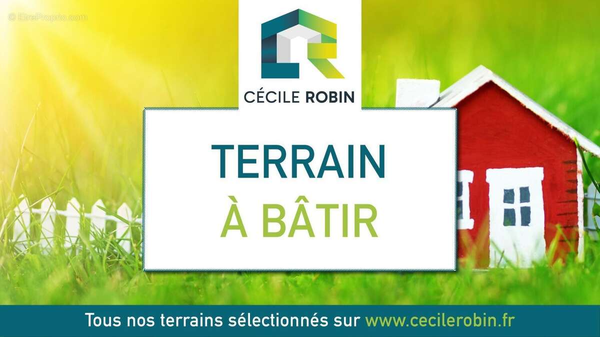 Terrain à LANTIGNIE