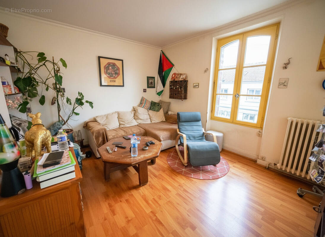 Appartement à MAINVILLIERS