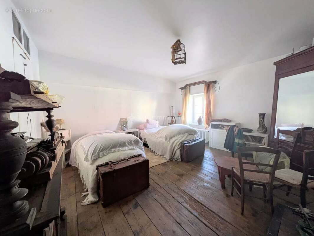 Appartement à NEUFCHATEAU