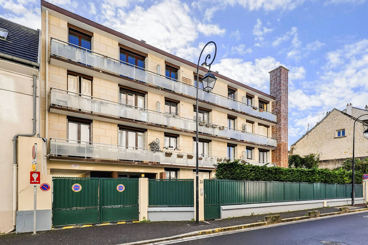 Appartement à NANTERRE