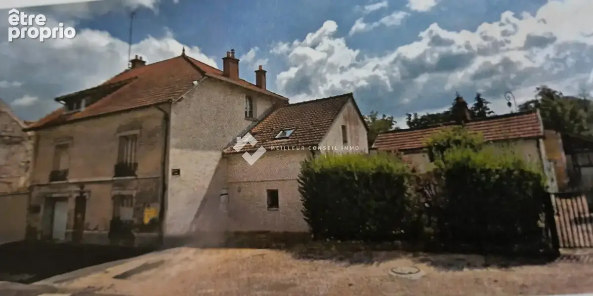 Maison à COUILLY-PONT-AUX-DAMES