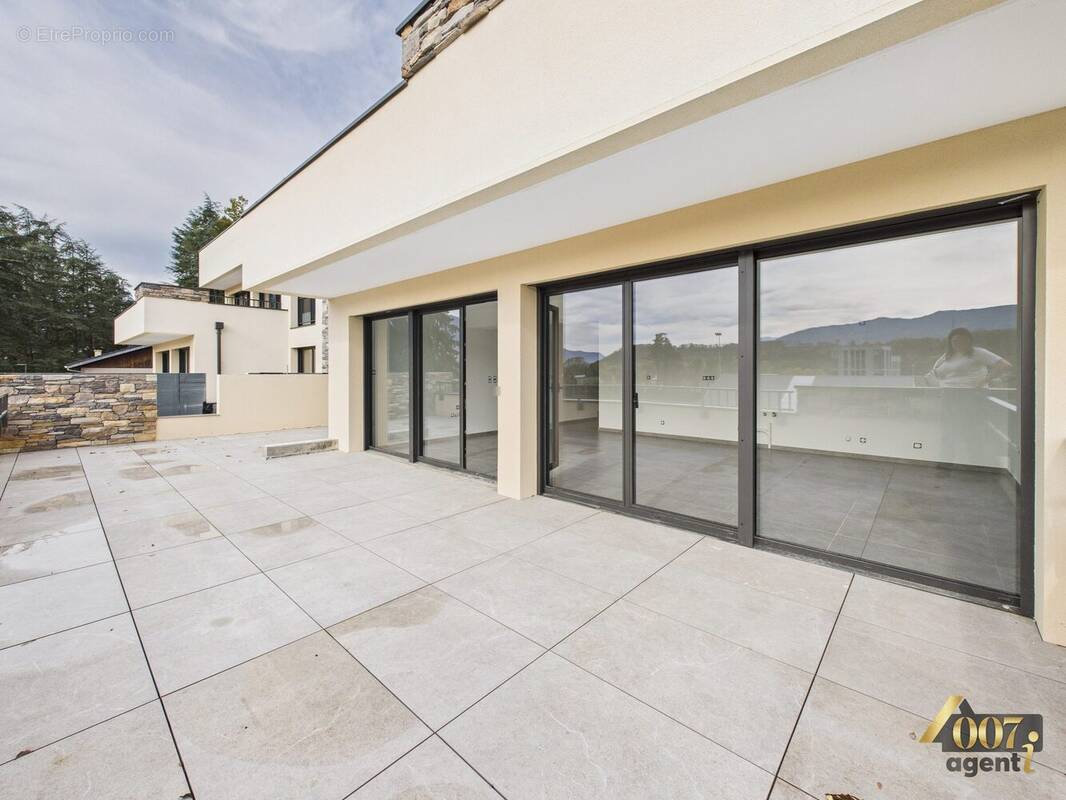 Appartement à MONTMELIAN