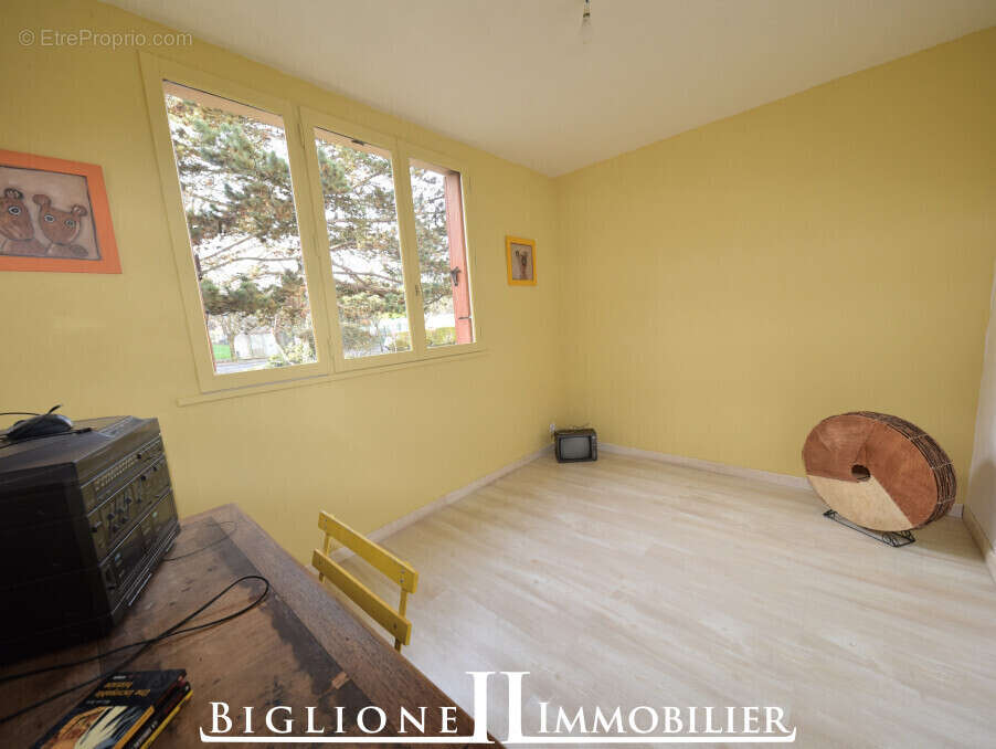 Appartement à COUBRON